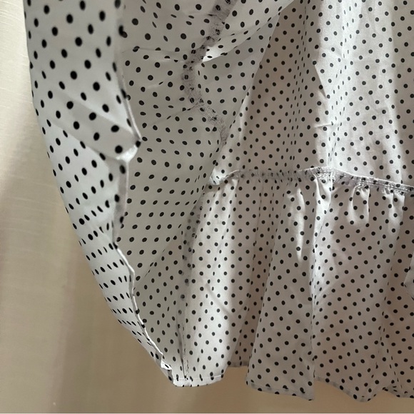 Self-Tie Black and White Polka Dot Cropped Tie-Front Peplum Top - Picture 6 of 9